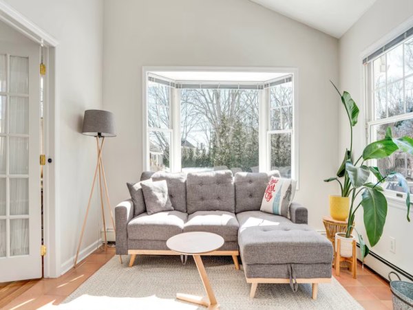Hampton Bay Luxurious Retreat - Your Perfect Getaway
